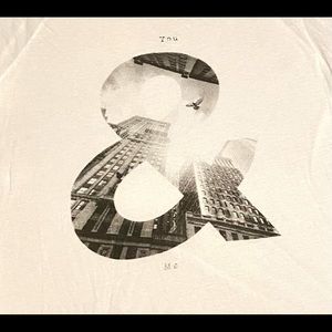 American Eagle Size Medium long sleeve